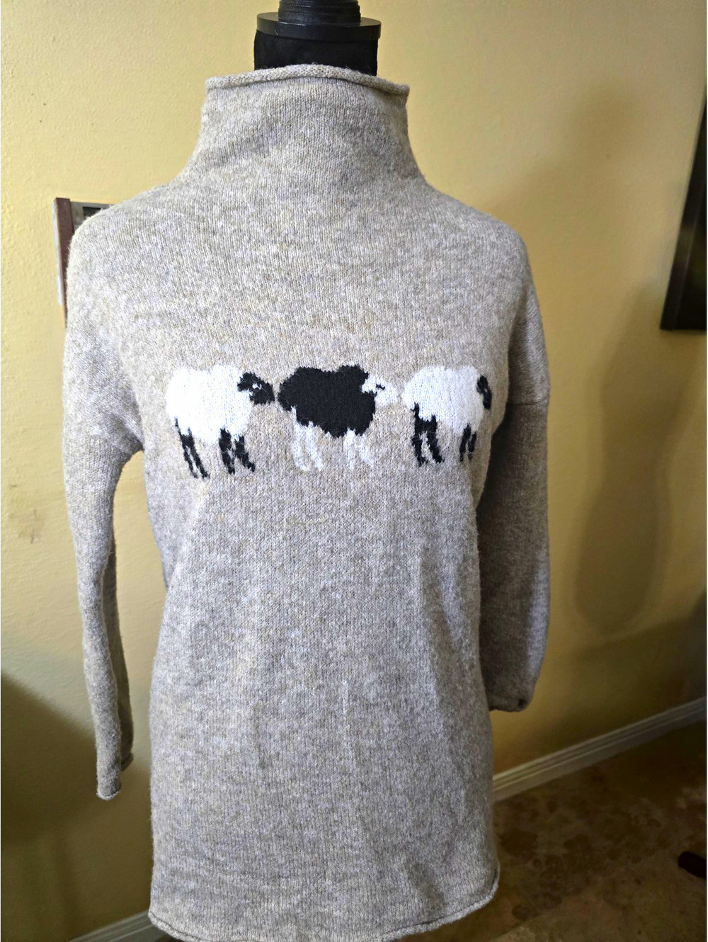 Cupcakes and Cashmere Sheep Mock Neck Sweater Size M Heather Gray Knit Top